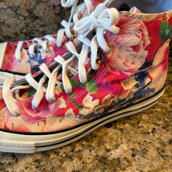 Converse sneakers - Picture 5 of 7